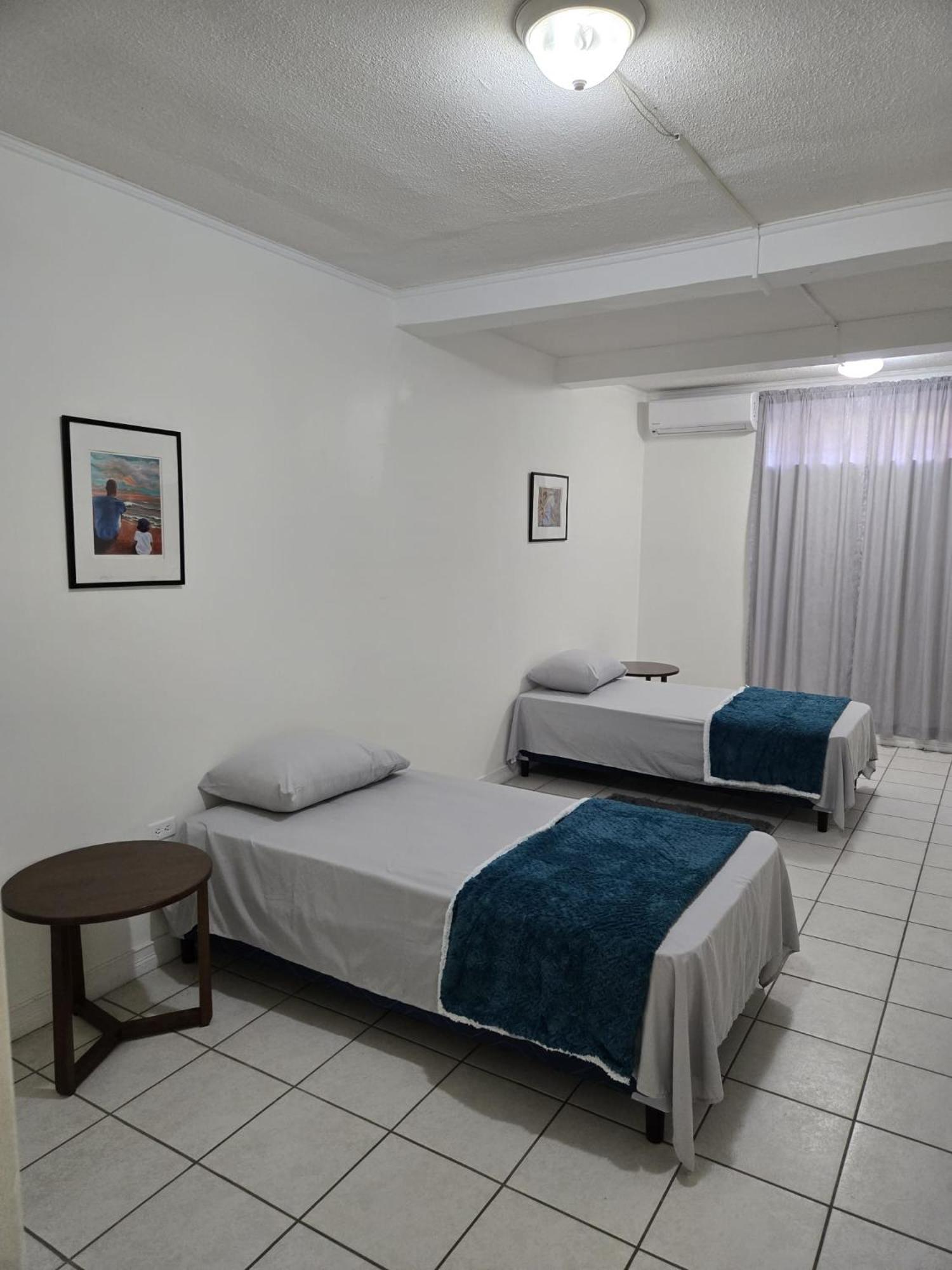 Maraval Townhouse - Haleland Park Sleeps 5 La Finette Exteriér fotografie